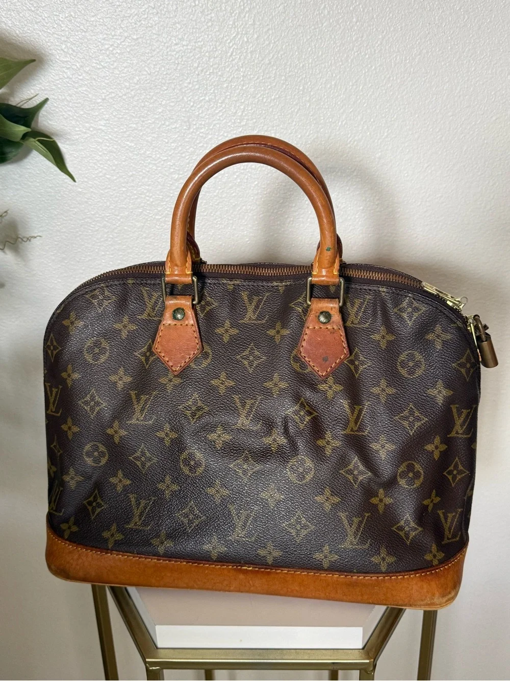 Louis Vuitton Monogram Alma PM Handbag | VI0933 | Made in France | Vintage